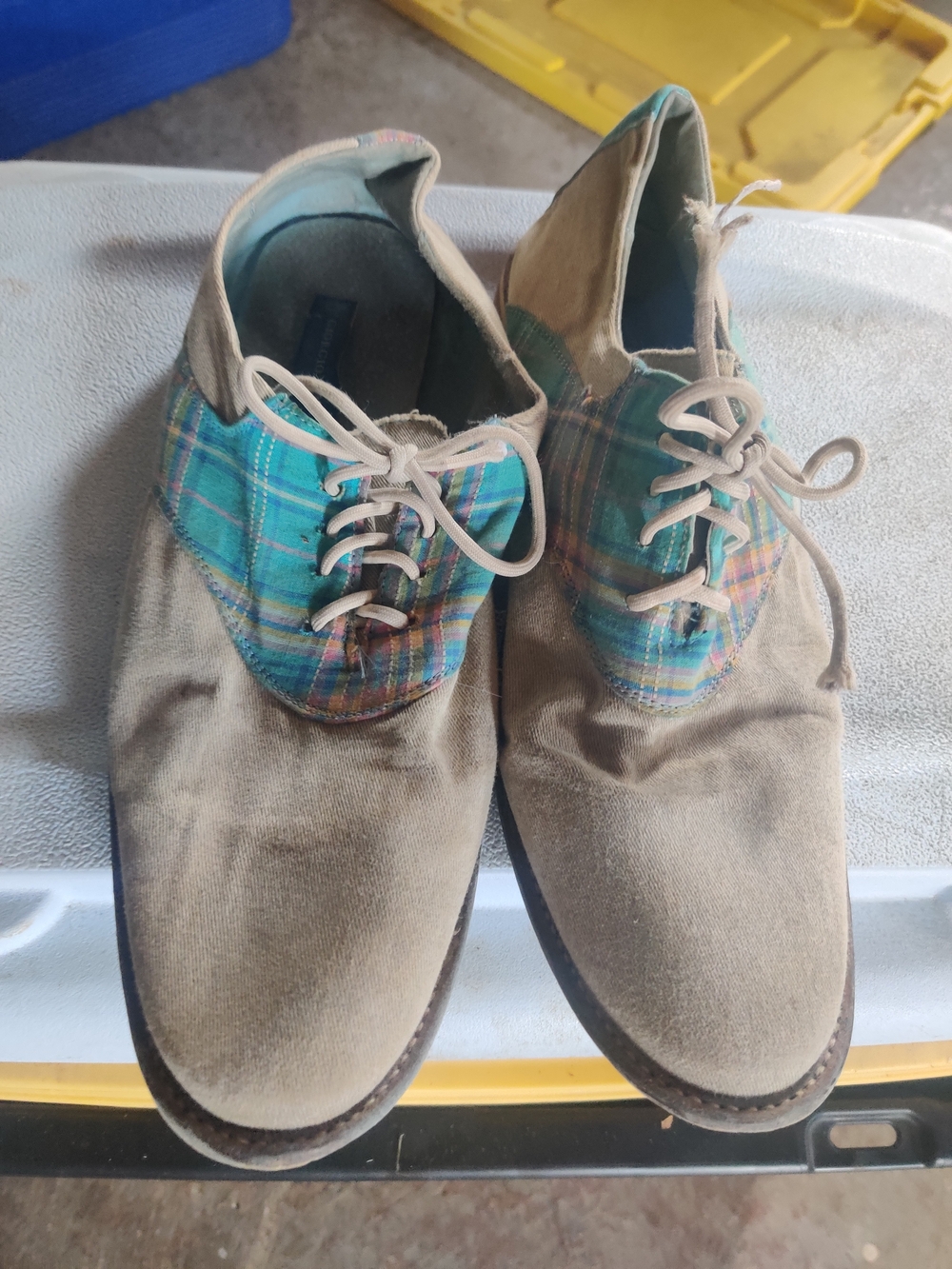 Men's Casual Canvas Lace-Up Shoes in Tan with Teal Plaid Accents